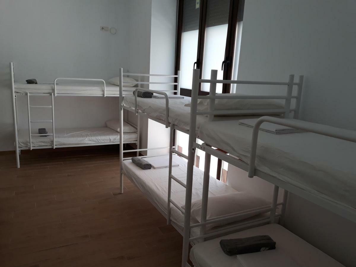Hub Hostel *